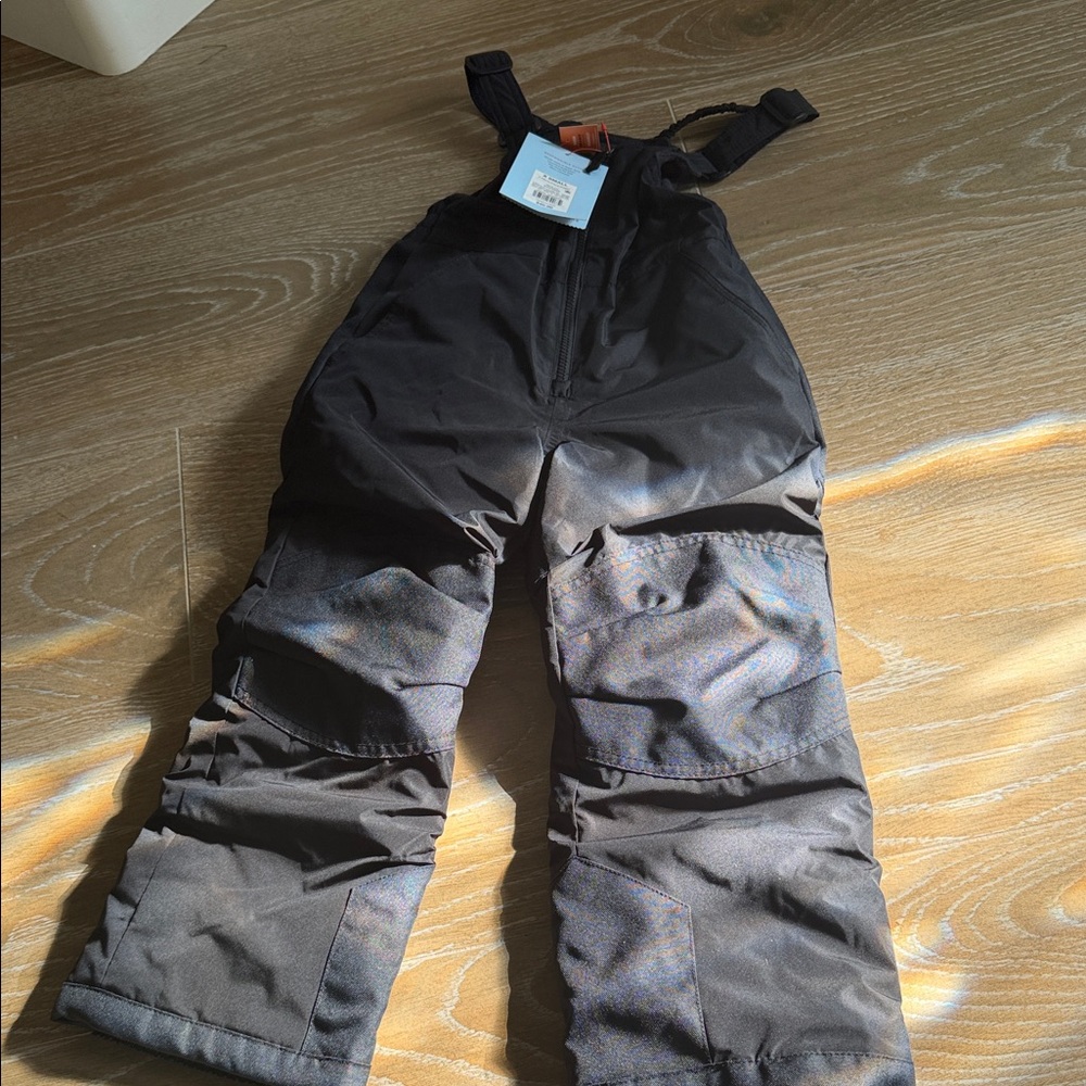 NWT Cat & Jack Black Kids XS Snow Bob